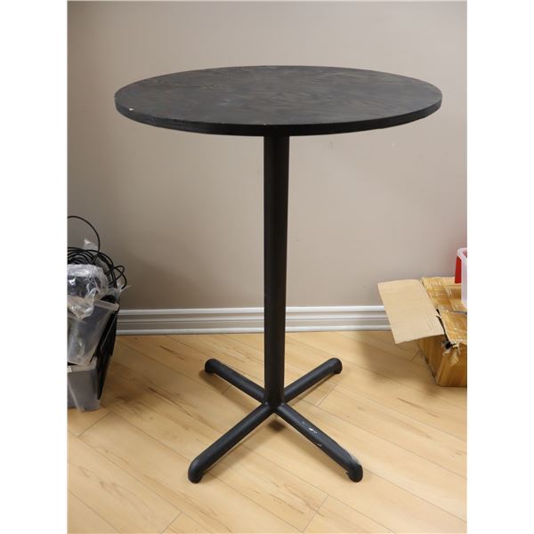 TABLE HAUTE RONDE 27"d.x39"