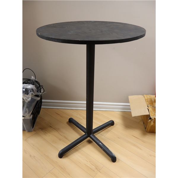 TABLE HAUTE RONDE 27"d.x39"