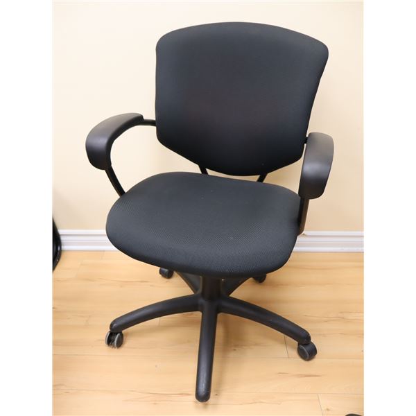 CHAISE DE BUREAU FINI TISSU