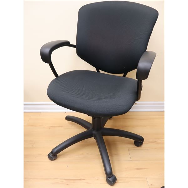 CHAISE DE BUREAU FINI TISSU