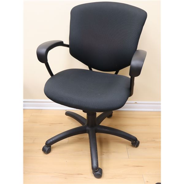 CHAISE DE BUREAU FINI TISSU