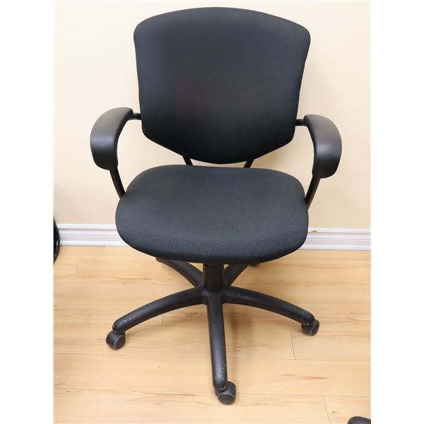 CHAISE DE BUREAU FINI TISSU