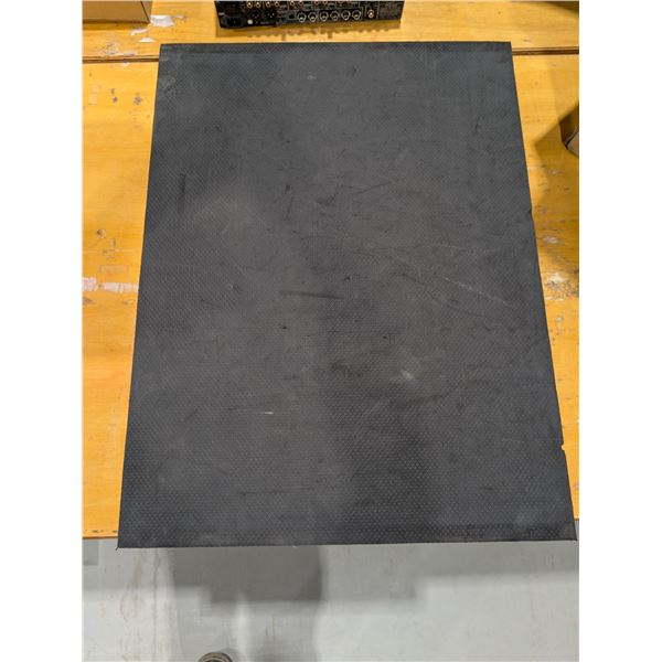 LOT DE 7 PANNEAUX D'ATTÉNUATION DU SON/DES VIBRATIONS 26"x20"