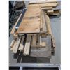 Image 2 : 2 PALETTES DE PLANCHES DE BOIS ASSORTIES