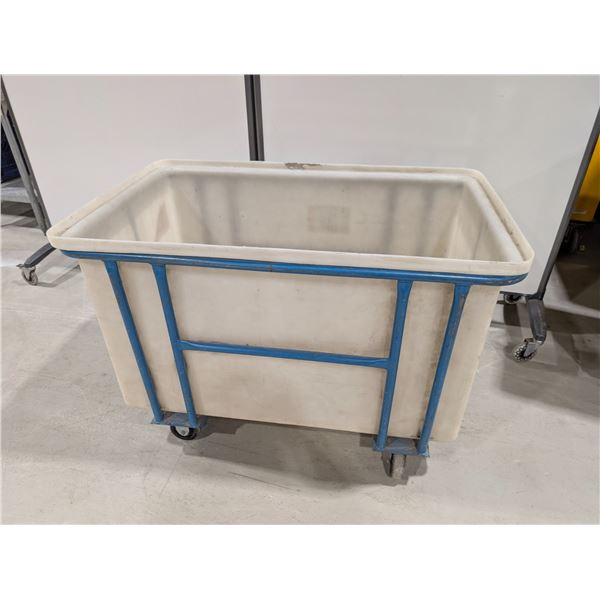 BAC MOBILE EN PLASTIQUE ET MÉTAL 46"x36"x31"