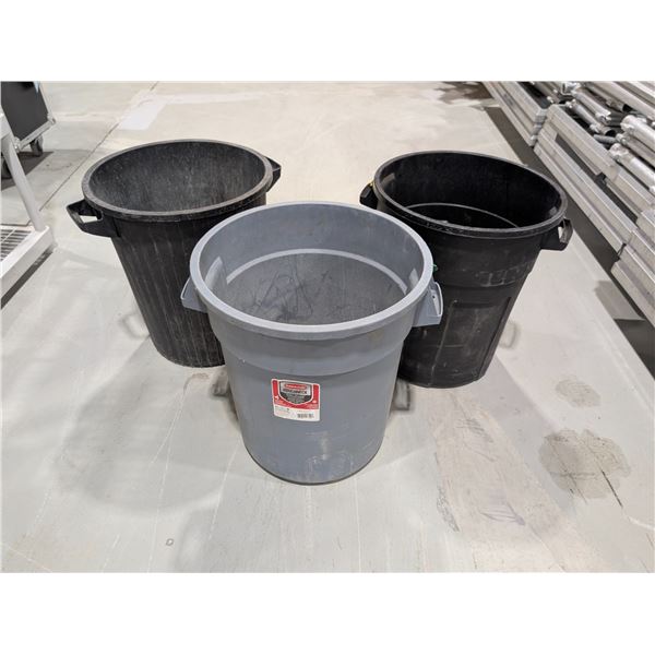 LOT DE 3 POUBELLES 75L