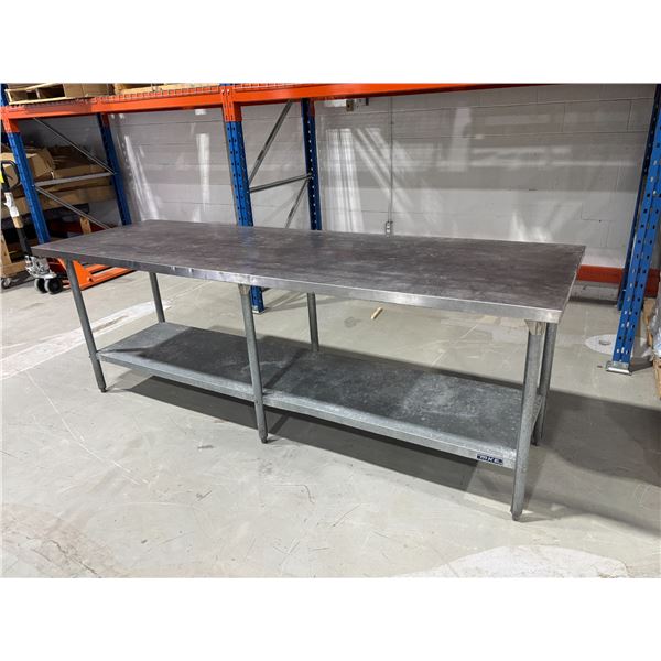 TABLE EN MÉTAL MKE 96"x30"x34"