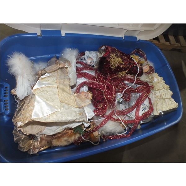 Tote Of Assorted Christmas Decorations (Ni)