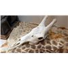 Image 3 : VERY LARGE SHOULDER MOUNT GIRAFFE WITH SKULL