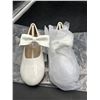 Image 2 : Felix & Flora Girl’s Ballerina Mary Jane Flat Shoes, White, Size 10M Toddler