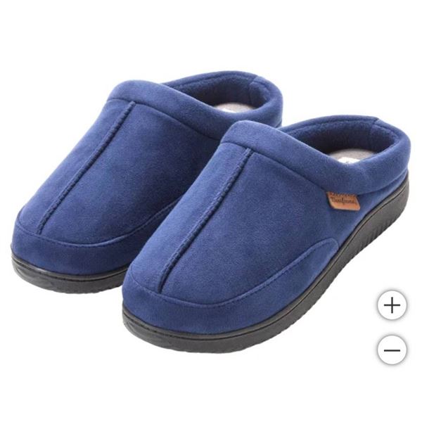 Dearfoams Men’s Memory Foam Slippers, Size S/P (7-8), Blue