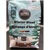 Image 2 : Zavida Coffee Roasters Winter Blend Medium Roast Whole Bean Coffee 907g
