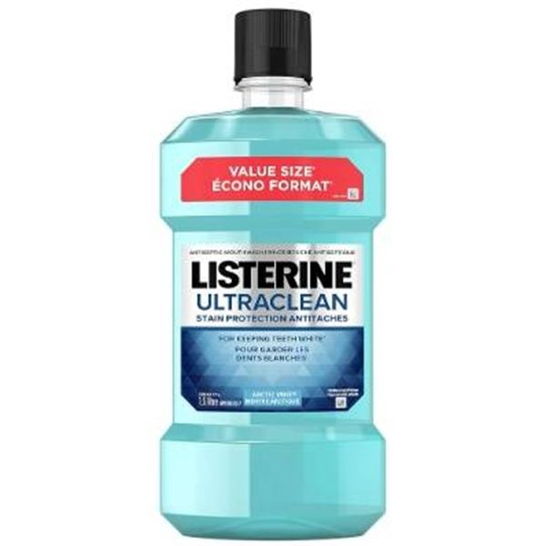 Listerine Ultraclean Artic Mint Mouthwash with Stain Protection – 1.5 L