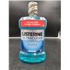 Image 2 : Listerine Ultraclean Artic Mint Mouthwash with Stain Protection – 1.5 L