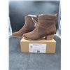 Image 2 : Amazon Essentials Women’s Ankle Boot, Dark Toffee Brown, Size US 8/UK 5.5