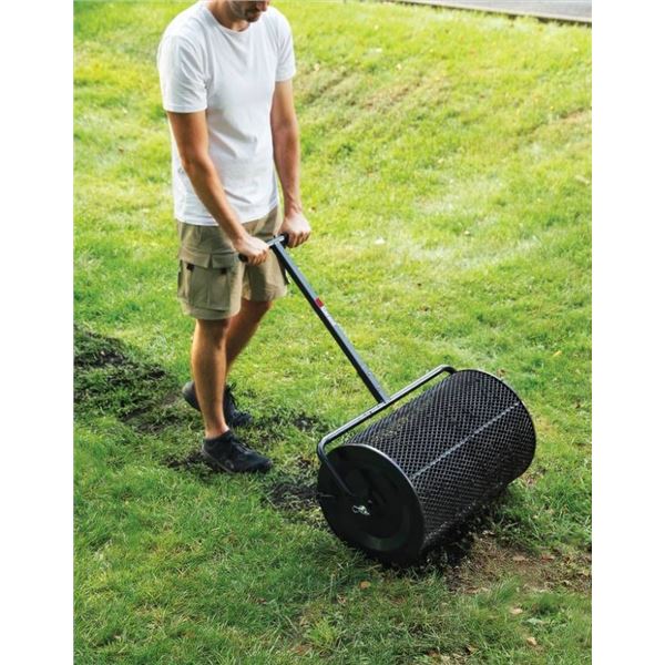 Garant Spreader Roller With 2.7 Cu Ft Capacity