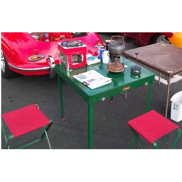 Vintage Coleman Folding Camp Table And Chairs – Item in used condition, stock photo for ref