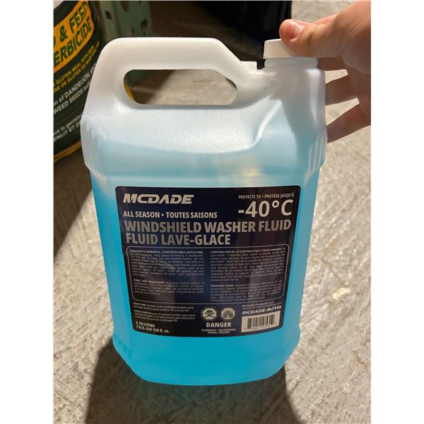 McDade Auto Windshield Washer Fluid, 3.78 L, All-Season, -40°C x 4