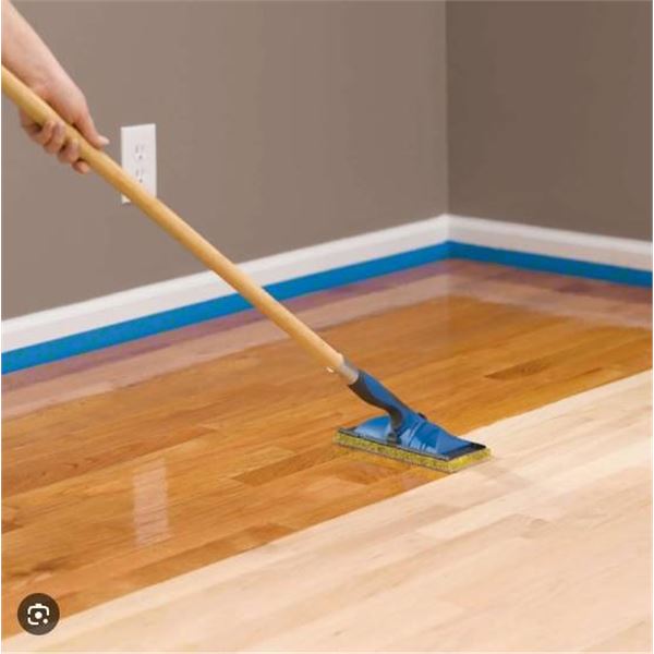 Minwax Polyurethane for Floors, Semi-Gloss, 3.78L, Set of 2