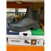 Image 2 : Tretorn Waterproof Slip-On Boots – Size 9 Black