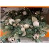 Image 2 : Decorative Christmas Wreath with Ornaments and Pre-Lit Lights