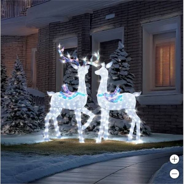 2 Deer with Twinkle Lights