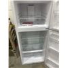 Image 3 : TCL Top Freezer Refrigerator, TRF211TDA1, 21.1 Cu. Ft., White Finish