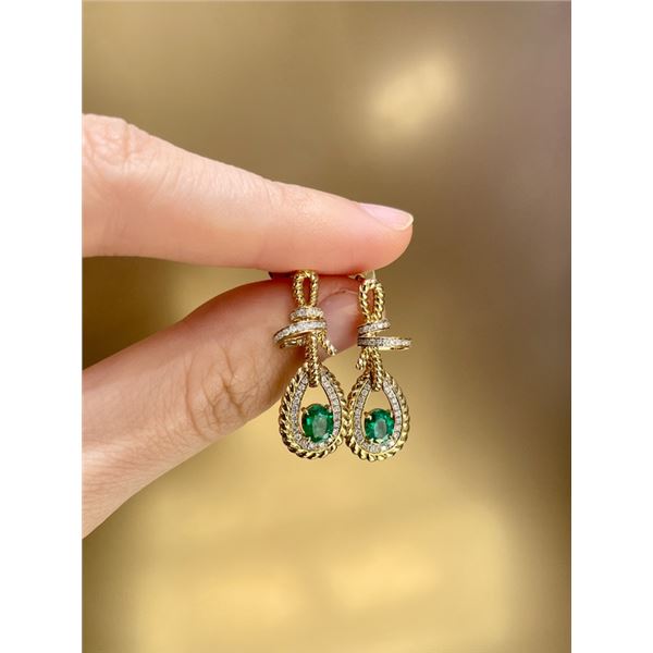 18K Gold Emerald Stud Earrings