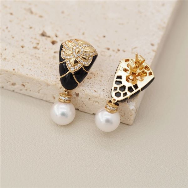 18K Gold Onyx Pearl Earrings