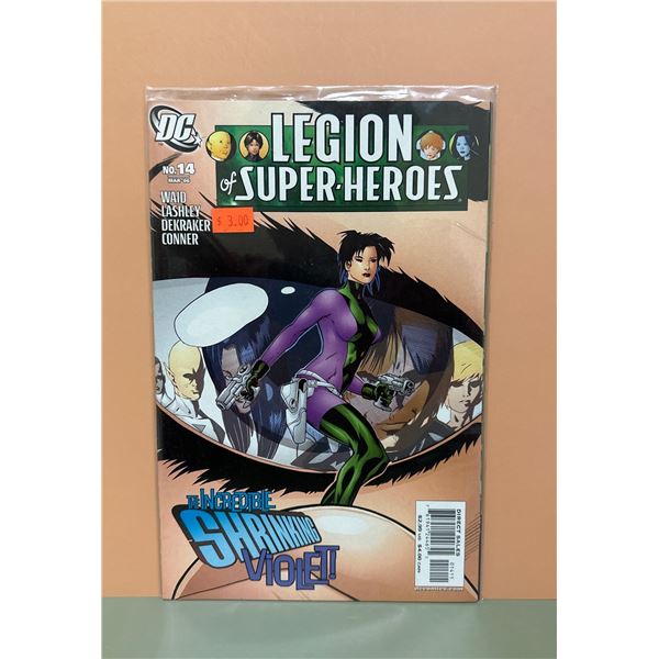 Legion of Super-Heroes #14 (Mar 2006, DC) - The Incredible Shrinking Violet