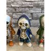 Image 4 : Skull Décor Resin Skeleton Figurines 4 Pack