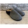 Image 2 : Merrimac Mens Furry Wool Blend Slippers Gray Size 9-10