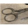 Image 5 : Pack of 2 Small Razor Sharp 5 Inch Scissors for Crafting