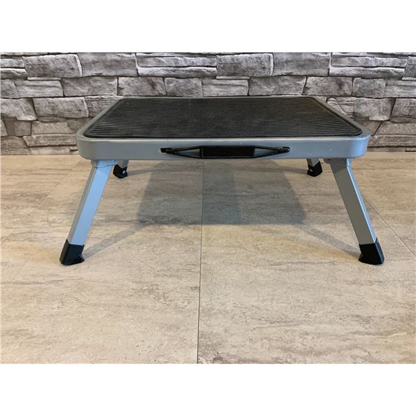 Collapsible Step Stool