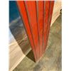 Image 7 : 6 Foot Red Metal Sled