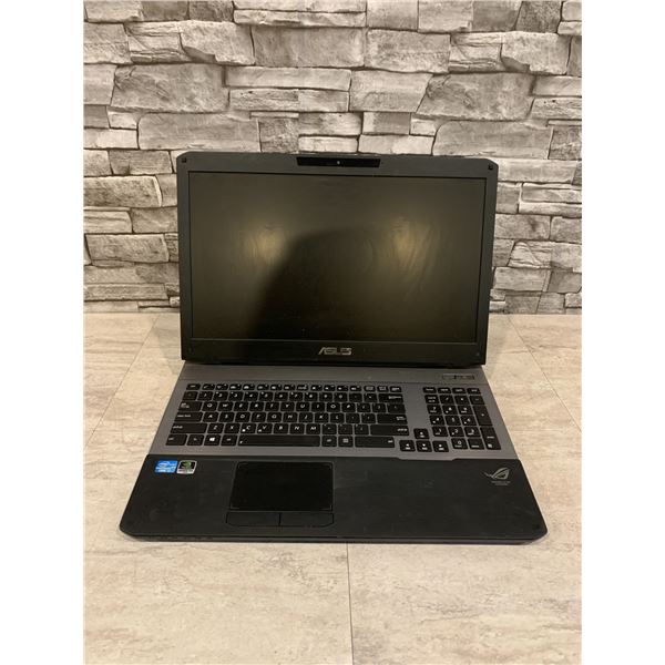 ASUS Republic of Gaming Laptop - Turns on - Does Not Have HDD installed