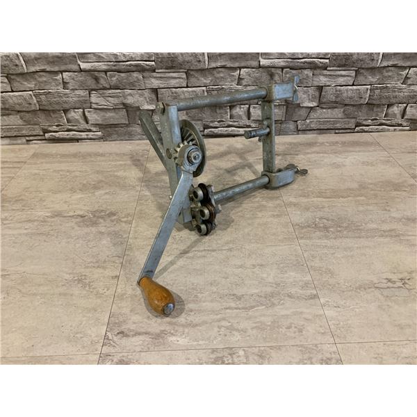 Vintage Burpee Can Sealer Company Tin Can Sealer Canner Tool d4