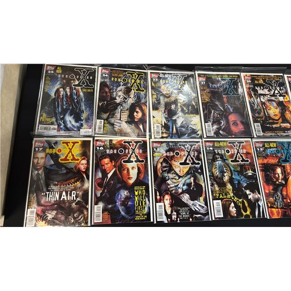 (21) TOPPS COMICS ALL NEW THE X-FILES COMIC BOOKS