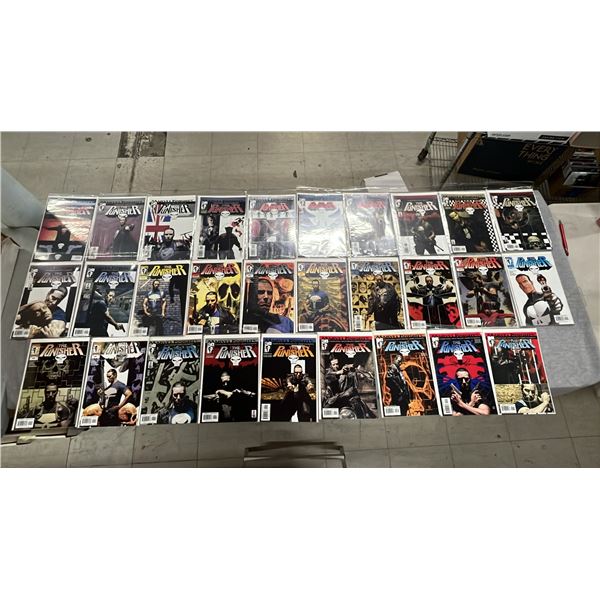 (29) MARVEL KNIGHTS THE PUNISHER COMIC BOOKS