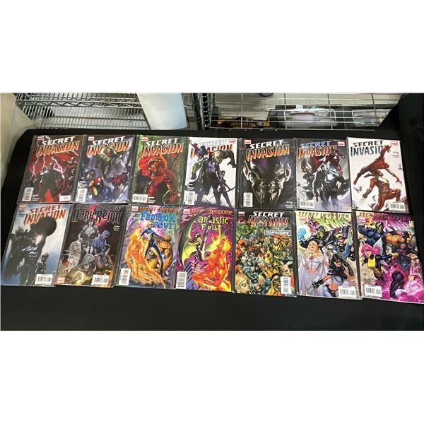 (21) MARVEL SECRET INVASION COMIC BOOKS