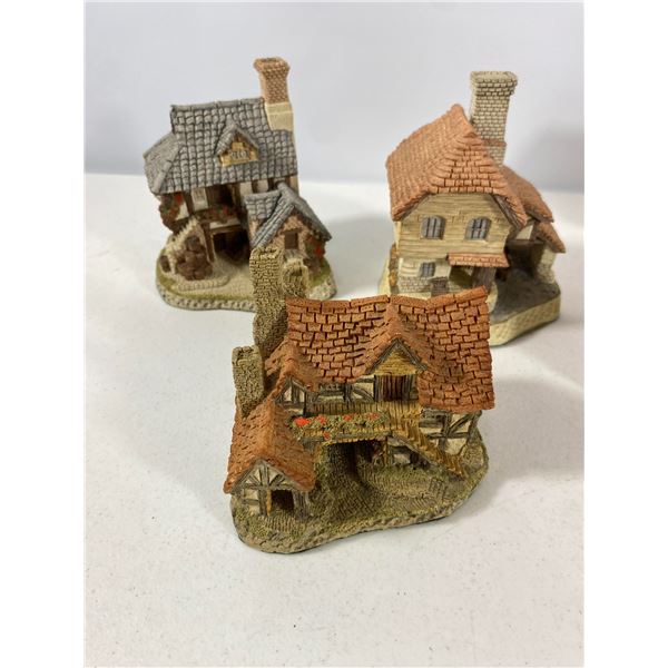 Collection of 5 David Winter Cottages - Hand-Painted English Miniatures