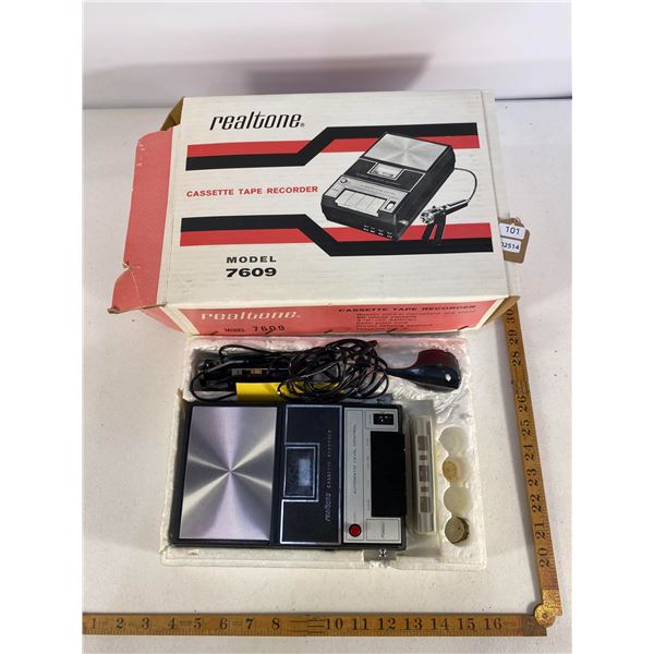 Realtone Model 7609 Cassette Tape Recorder in Box