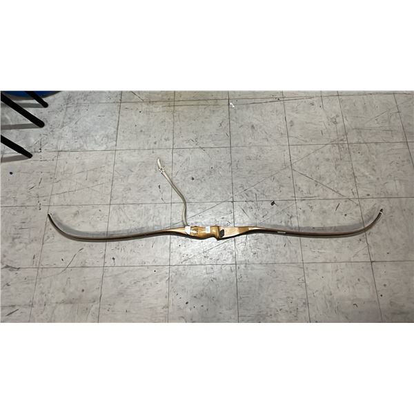 BEN PEARSON COLLEGIAN 7074 BOW