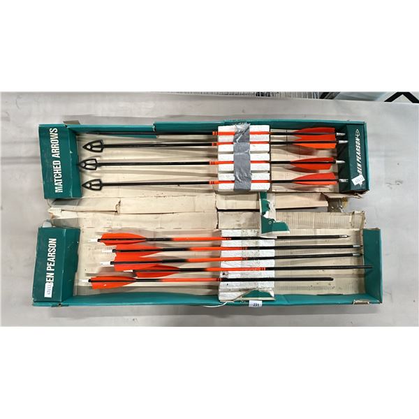 BOX OF (9) BEN PEARSON MATCHED ARROWS (2 WITH BROKEN TIPS)