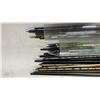 Image 4 : SHELF OF ASSORTED ARROWS