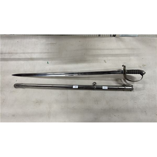 VINTAGE T&M MEIN FORE SI CITY LONDON SWORD - 33" ETCHED BLADE WITH SHEATH