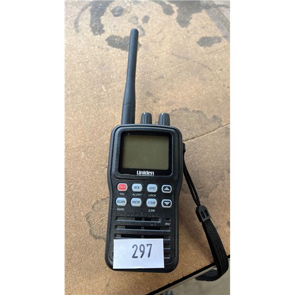 UNIDEN SUBMERSIBLE RADIO *TESTED WORKING - NO CHARGER*
