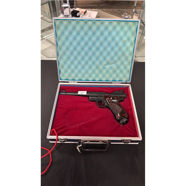 CROSMAN MARK II TARGET 177 CAL. CO2 PELLET GUN WITH CASE