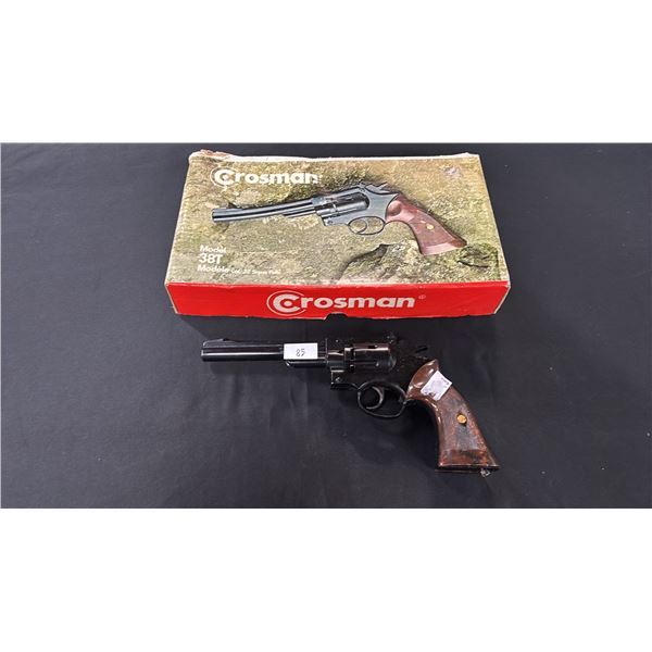 CROSMAN 38T .22 CAL CO2 PELLET GUN  WITH BOX