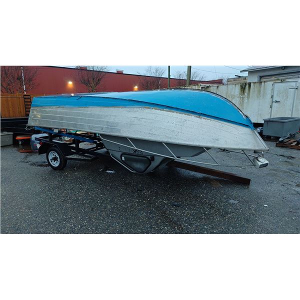 25K7462 BOAT, BLUE, VIN NULL,